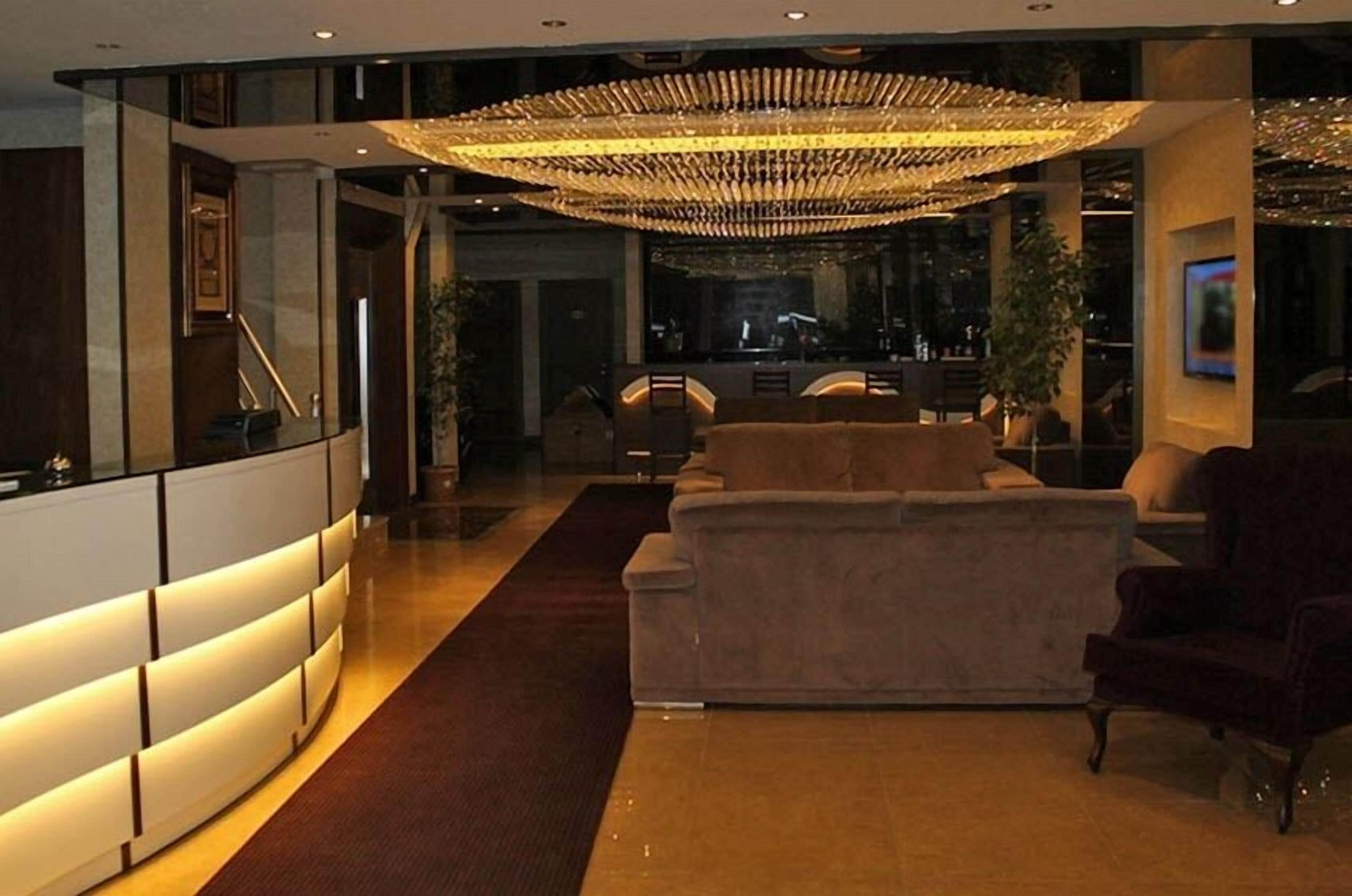 Prens Hotel, Istanbul
